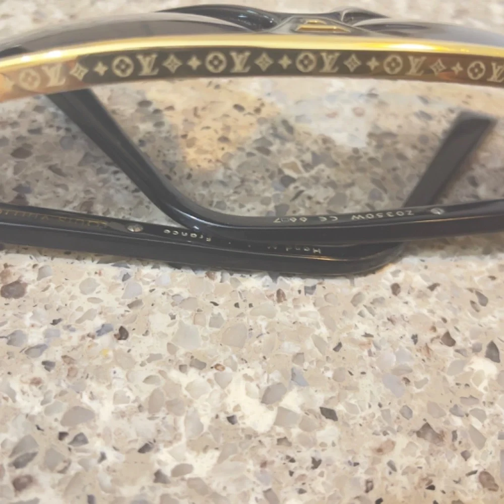 COPY - Louis Vuitton evidence sunglasses - Picture 4 of 5